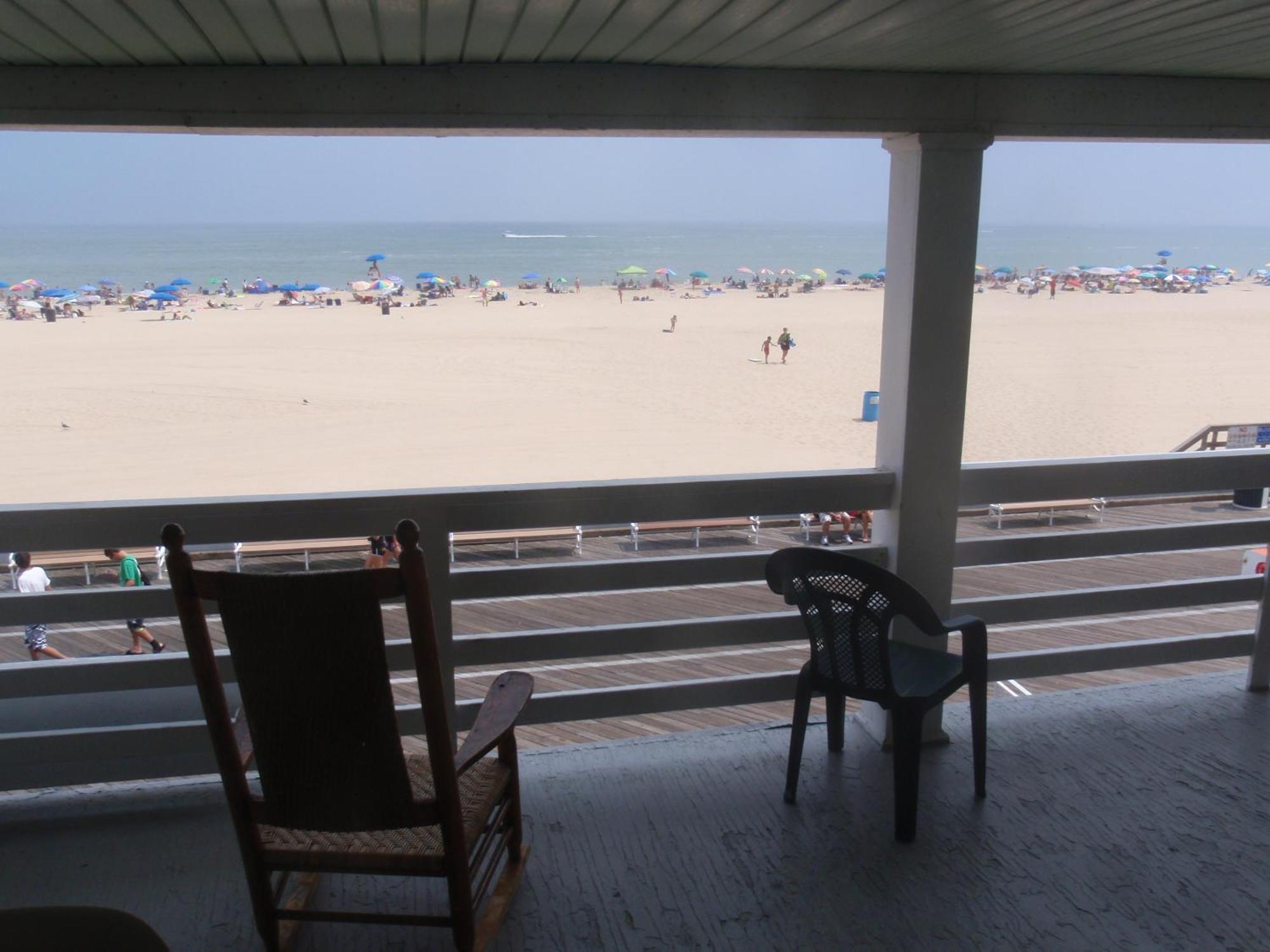 Majestic Hotel & Apartments Ocean City Ngoại thất bức ảnh
